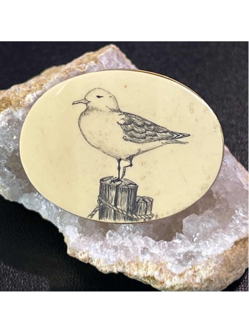 Women's Barlow Gold & Beige Seagull Belt Buckle One Size